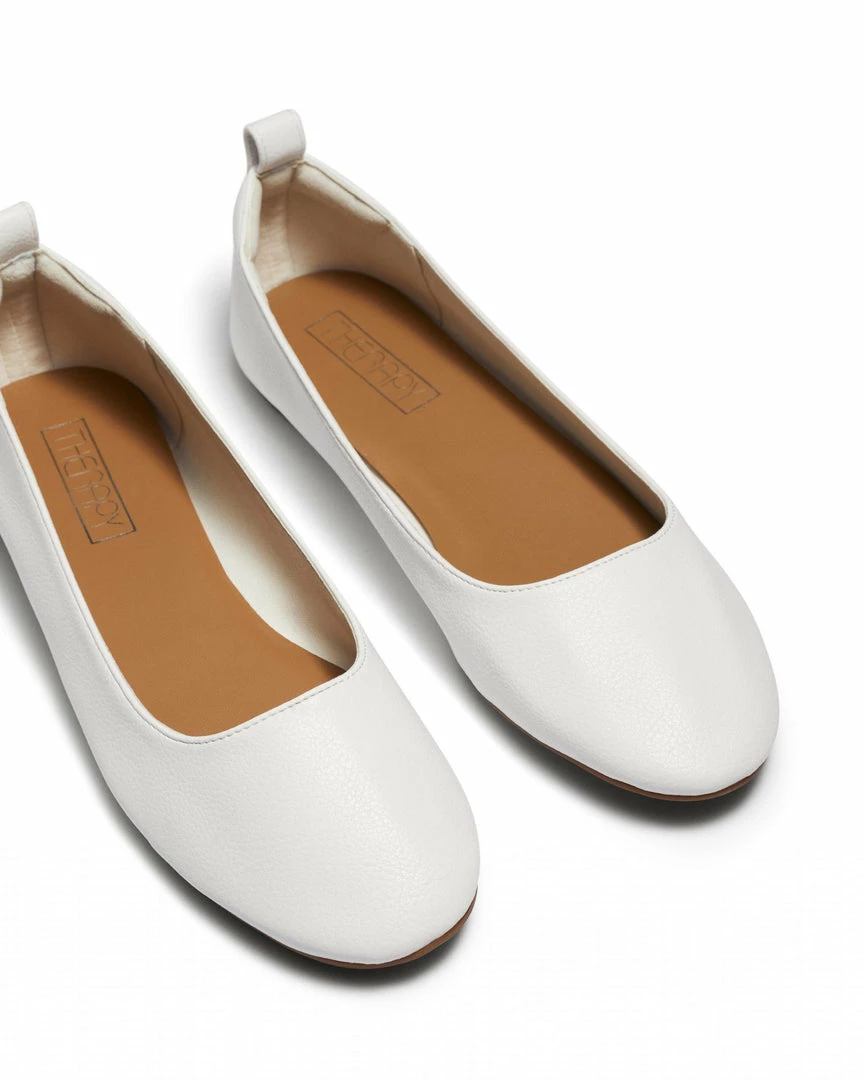 Therapy Shoes AU Angelina White FLATS