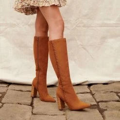 Therapy Shoes AU Bindy Tan