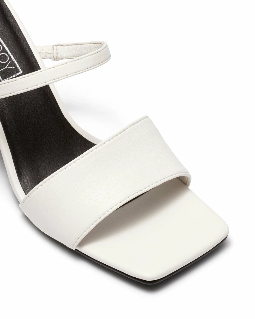 Therapy Shoes AU HEELS Cassie White