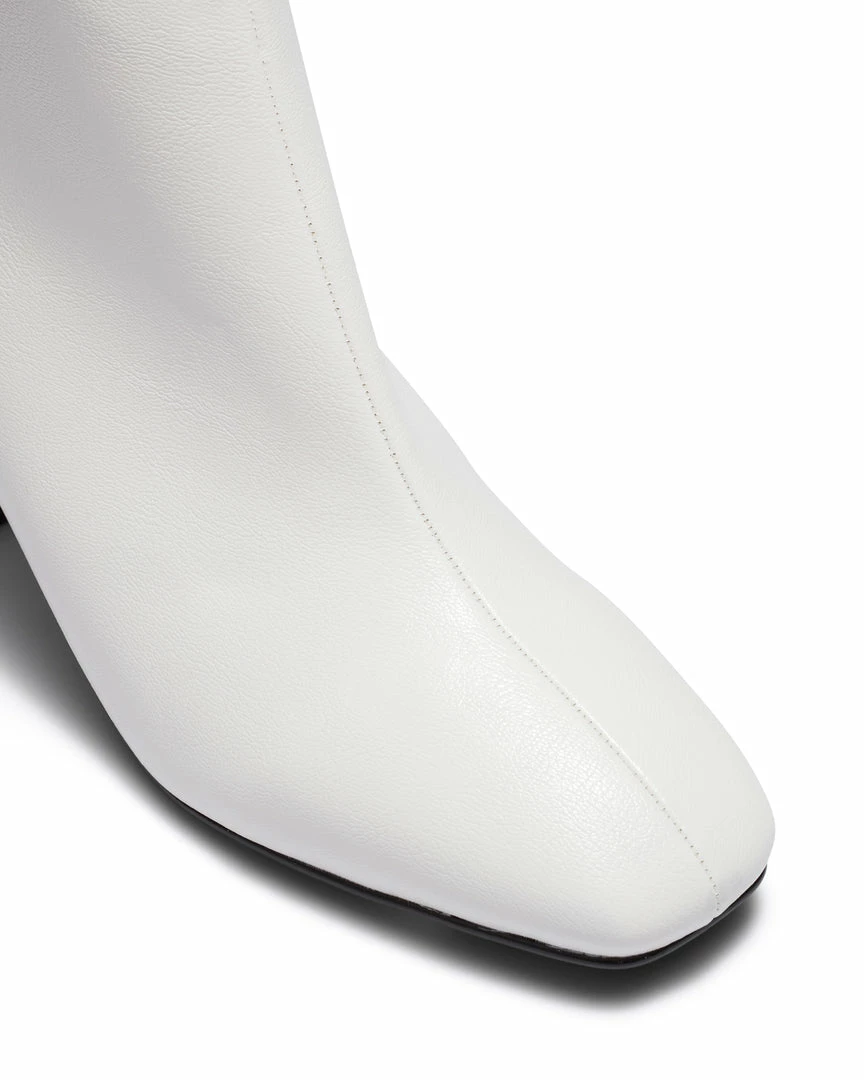 Therapy Shoes AU Cole White