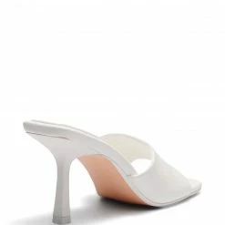 Therapy Shoes Dionne White