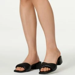 Therapy Shoes AU Skye Black