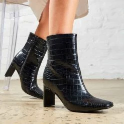 Therapy Shoes AU BOOTS Effie Black Croc