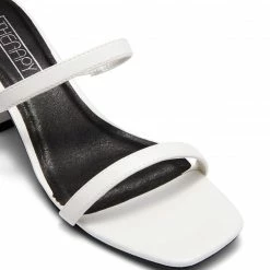 Therapy Shoes AU Goldie White HEELS