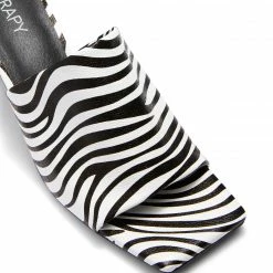 Therapy Shoes AU HEELS Grimes Zebra
