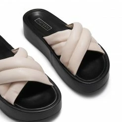 Therapy Shoes AU Heir Bone