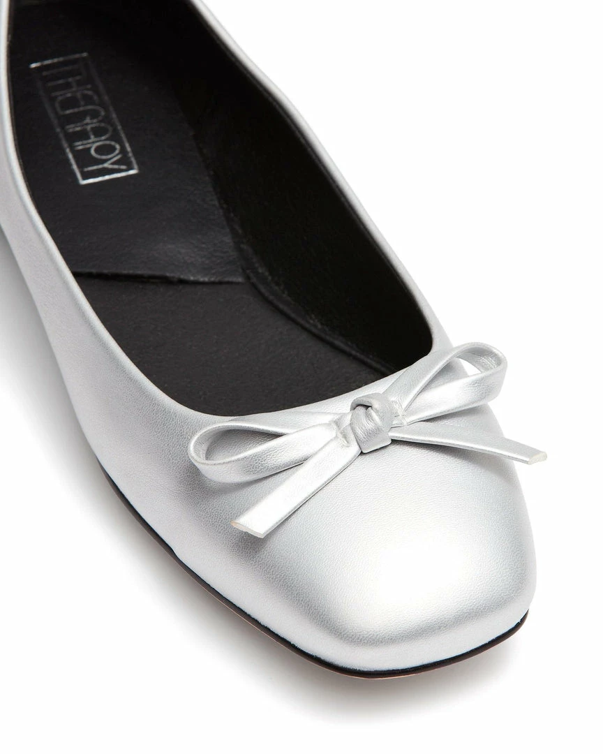 Therapy Shoes AU Juliet Silver