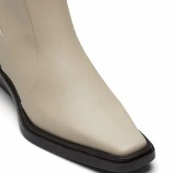 Therapy Shoes AU Kaia Bone