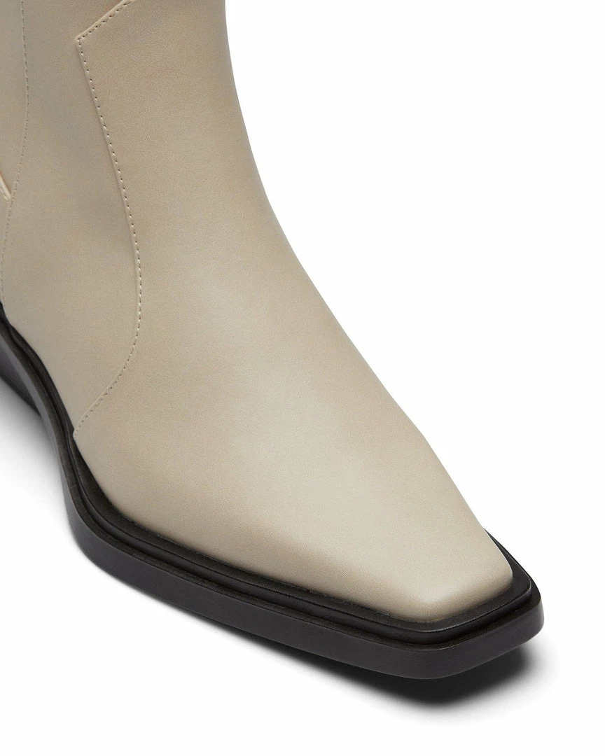 Therapy Shoes AU Kaia Bone