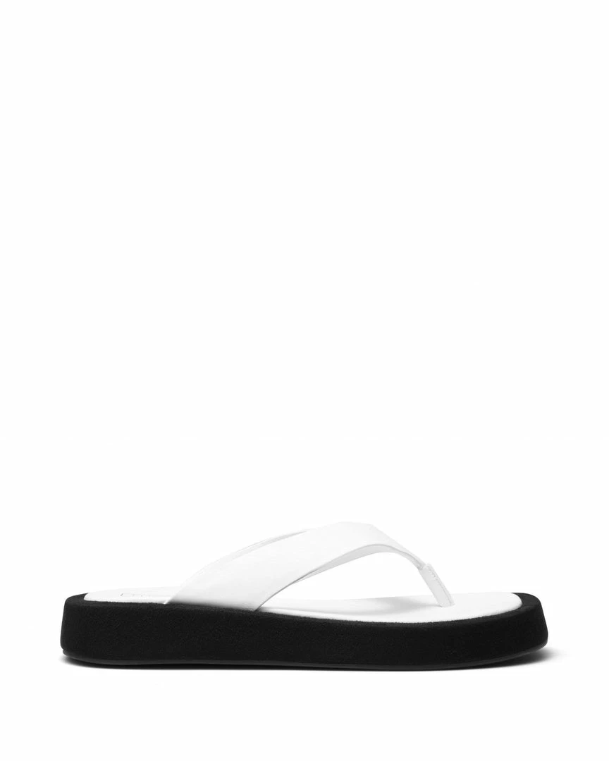 Therapy Shoes AU FLATS Kari White