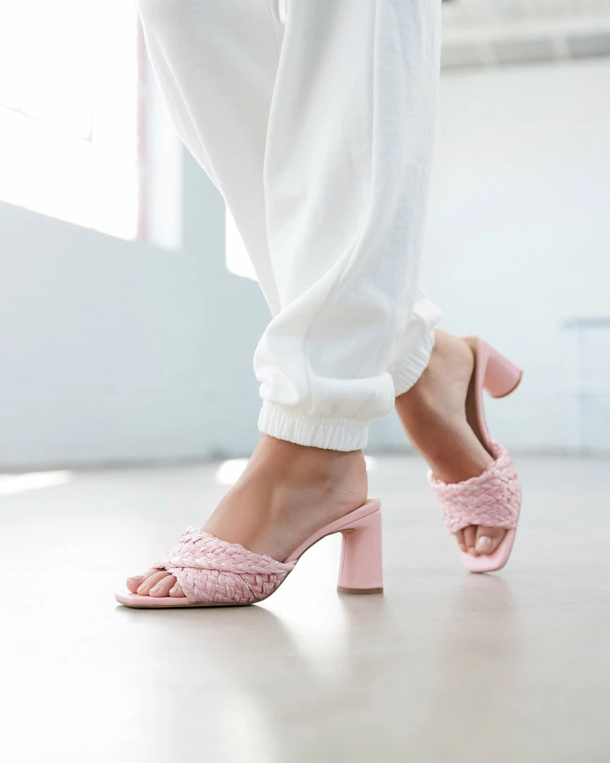 Therapy Shoes AU Karla Pink