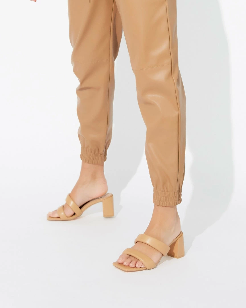 Therapy Shoes AU Martha Caramel