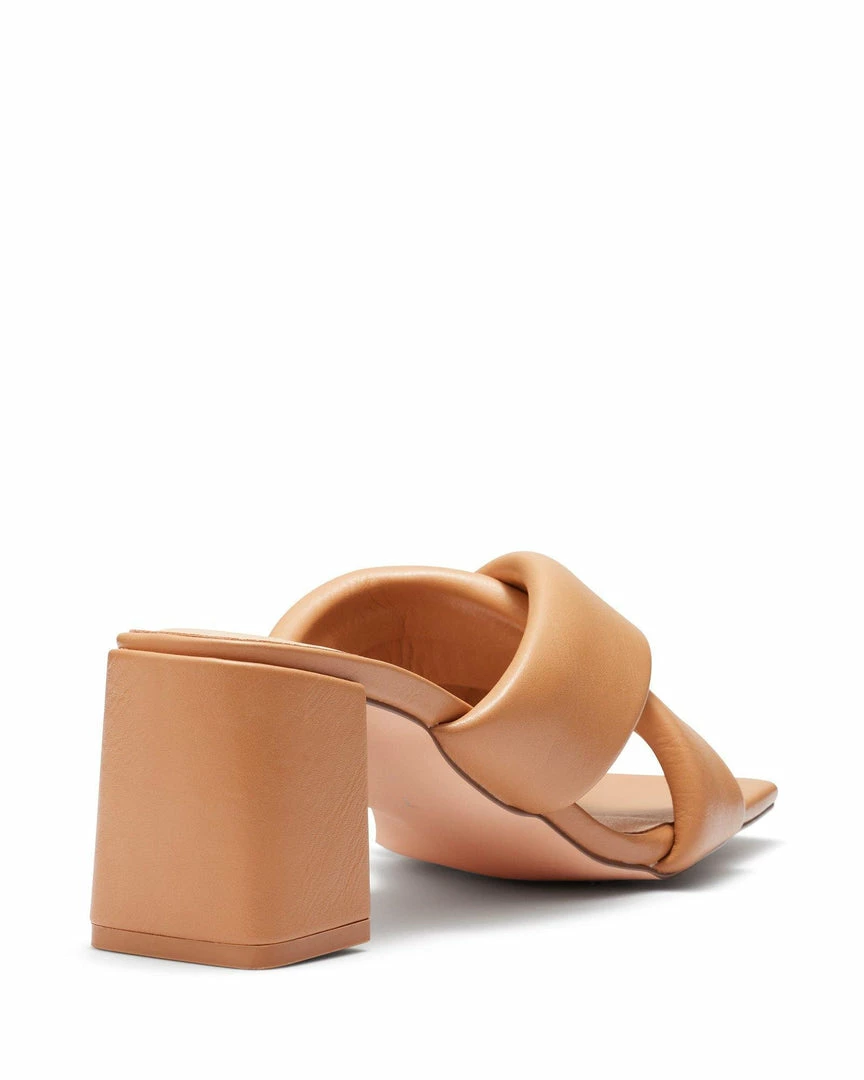 Therapy Shoes AU Mary-Kate Caramel