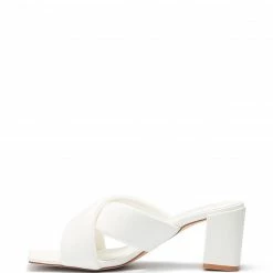 Therapy Shoes AU Mary-Kate White