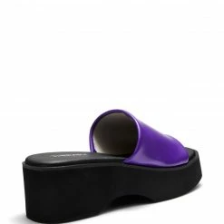 Therapy Shoes AU Naomi Violet