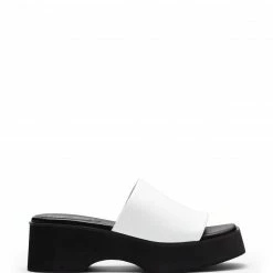 Therapy Shoes AU Naomi White HEELS