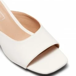 Therapy Shoes AU Piper White HEELS
