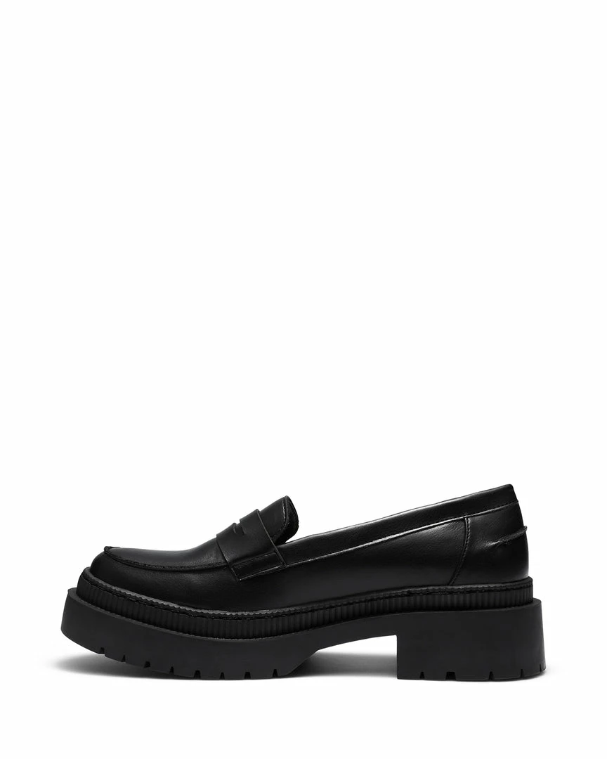 Therapy Shoes Rico Black Loafers