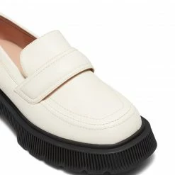 Therapy Shoes AU Platform Heels Risky Bone