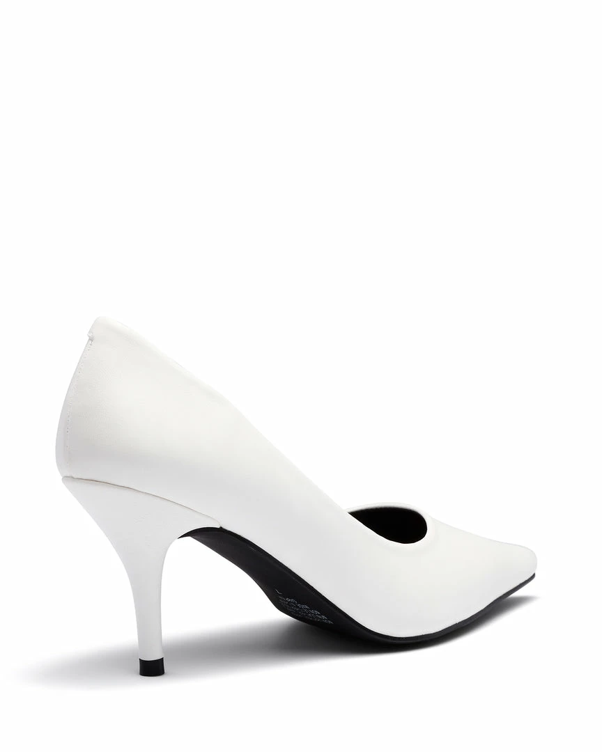 Therapy Shoes AU HEELS Sabrina White