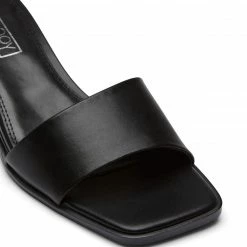 Therapy Shoes AU Stormi Black HEELS