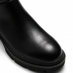 Therapy Shoes AU Thandie Black