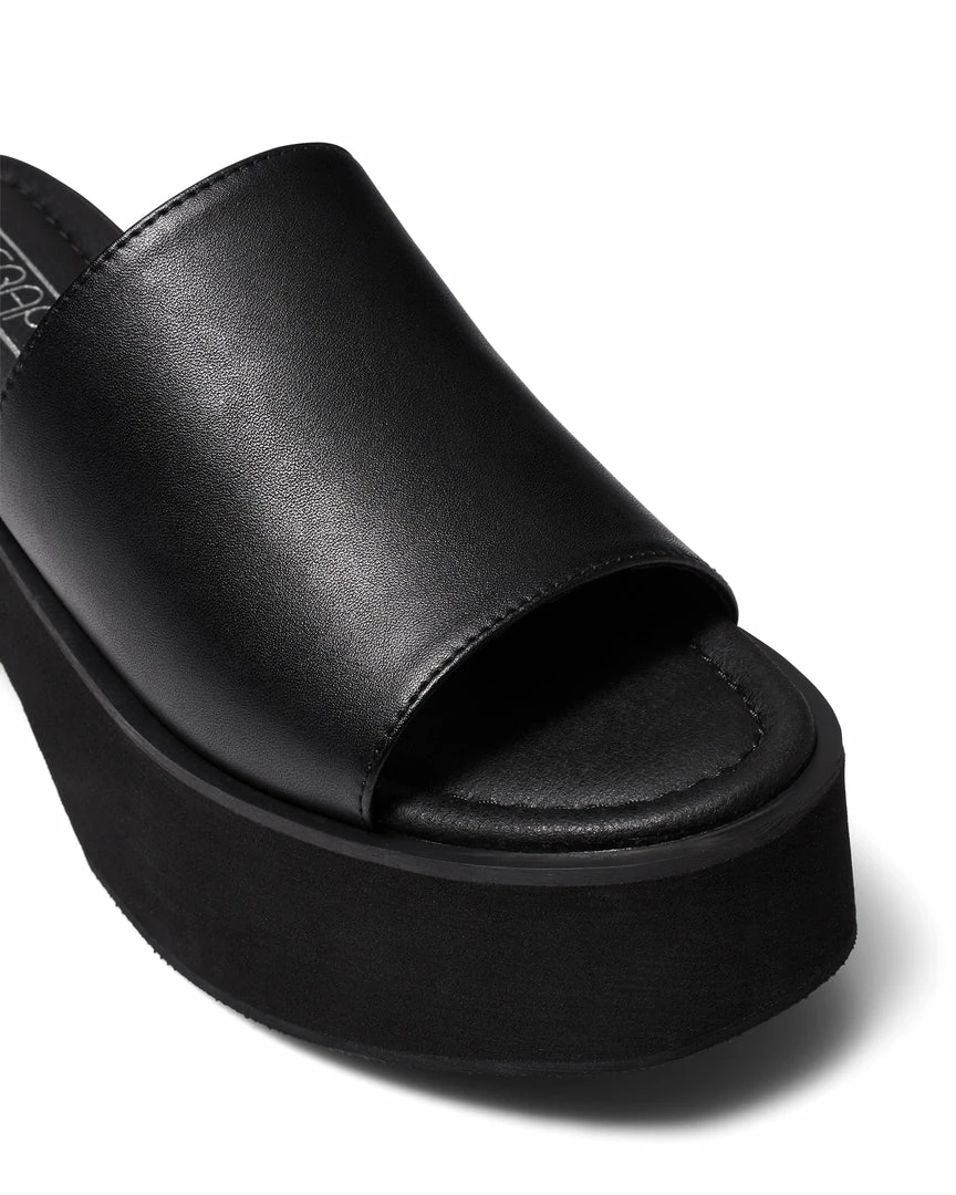 Therapy Shoes AU Tyra Black