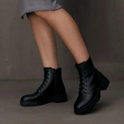 Therapy Shoes AU Nadia Black BOOTS
